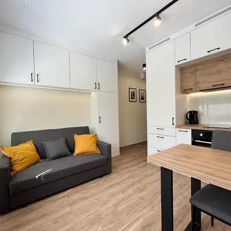 Batorego 16 Orange: Metro-Adjacent Private Apartment with Self Check-In Warsaw Exterior photo