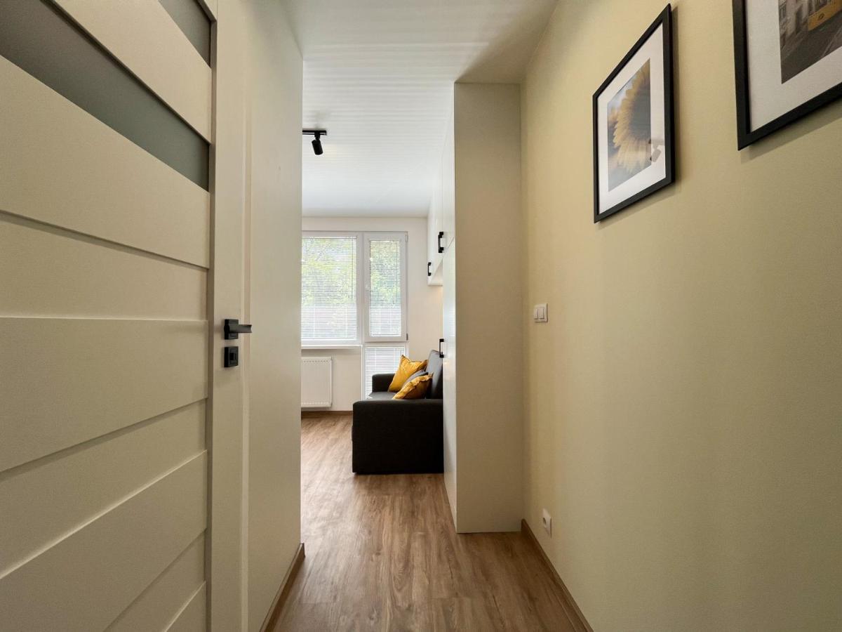 Apartmán Batorego 16 Orange Prywatne Mieszkanie 300m Od Metro Pole Mokotowskie I Sgh Samodzielne Zameldowanie! Self Check-in System! Varšava